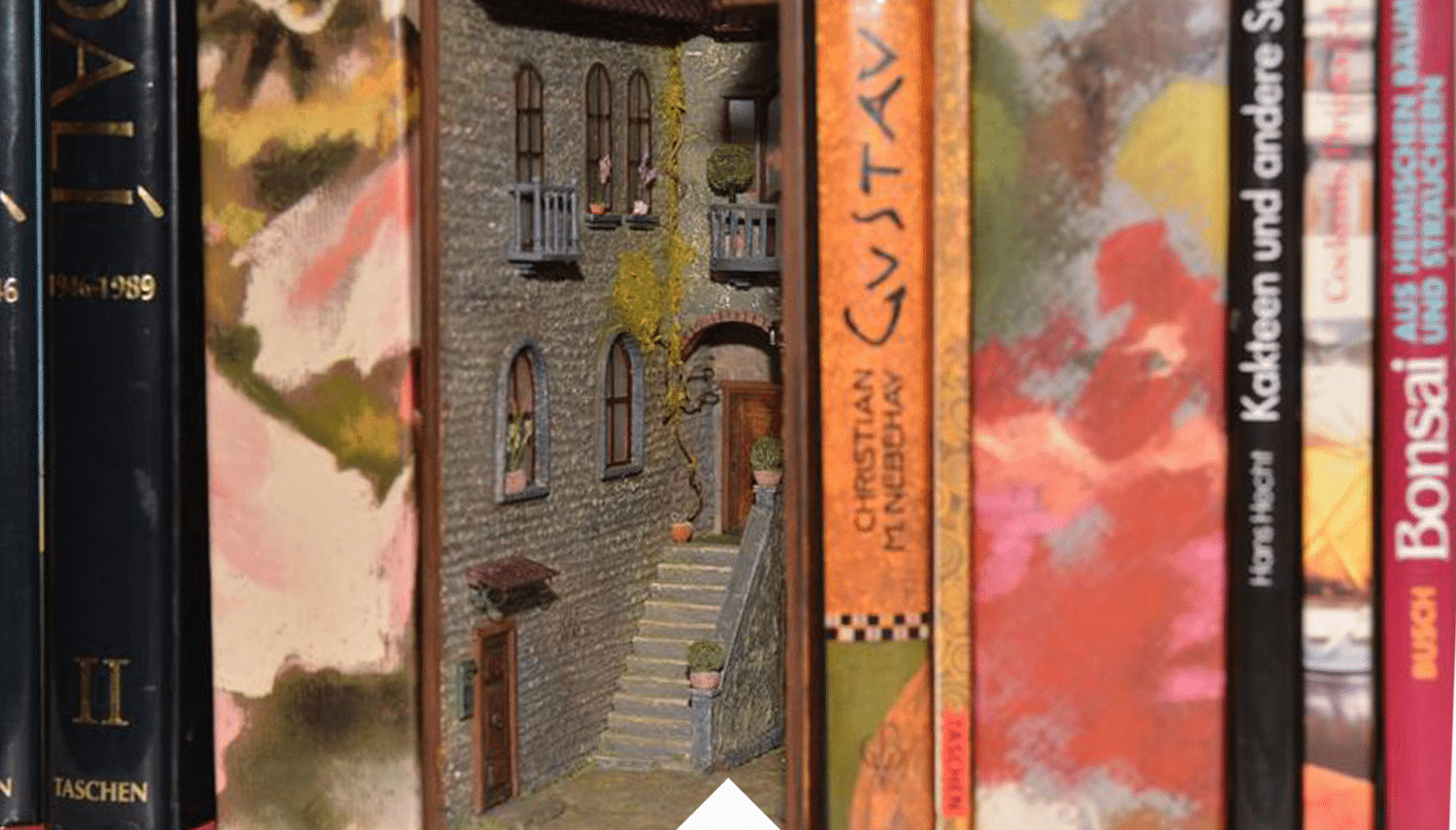 Hidden World - Booknook Alley, MiniatureDecorDesign